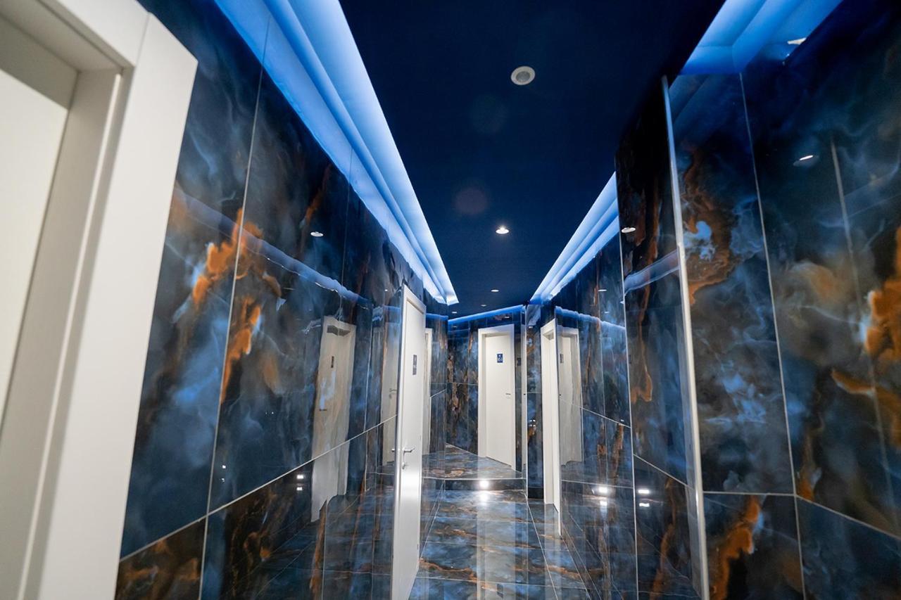 Greros H. Rooms Napoli Centro By Clapa Group Dislocated Hospitality Eksteriør billede