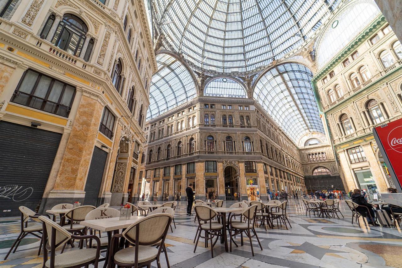 Greros H. Rooms Napoli Centro By Clapa Group Dislocated Hospitality Eksteriør billede