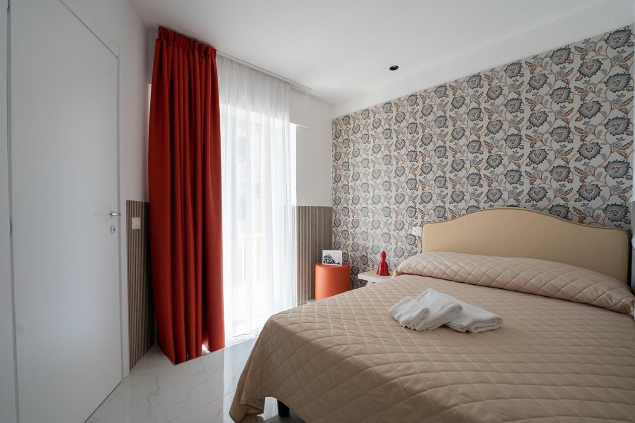 Greros H. Rooms Napoli Centro By Clapa Group Dislocated Hospitality Eksteriør billede