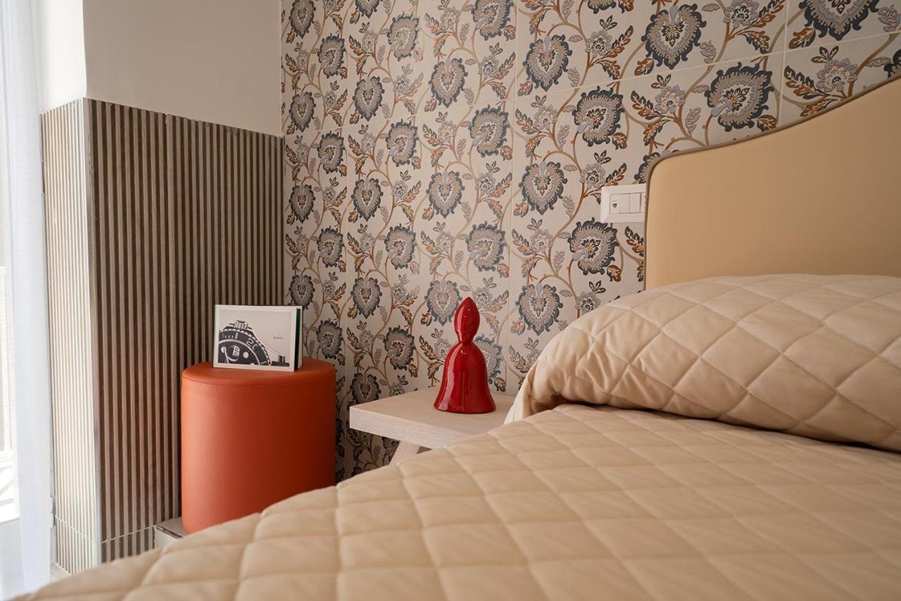 Greros H. Rooms Napoli Centro By Clapa Group Dislocated Hospitality Eksteriør billede