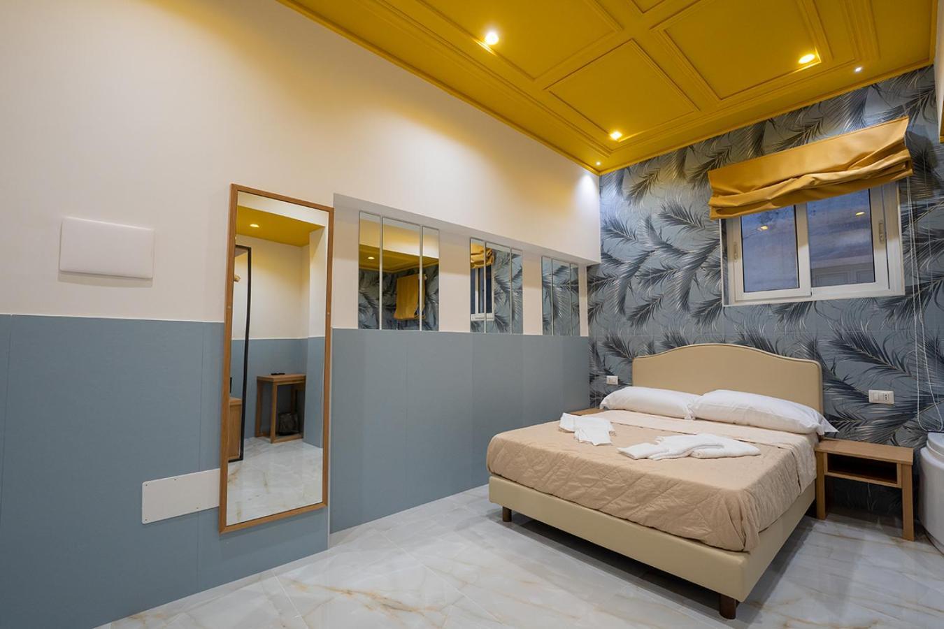 Greros H. Rooms Napoli Centro By Clapa Group Dislocated Hospitality Eksteriør billede